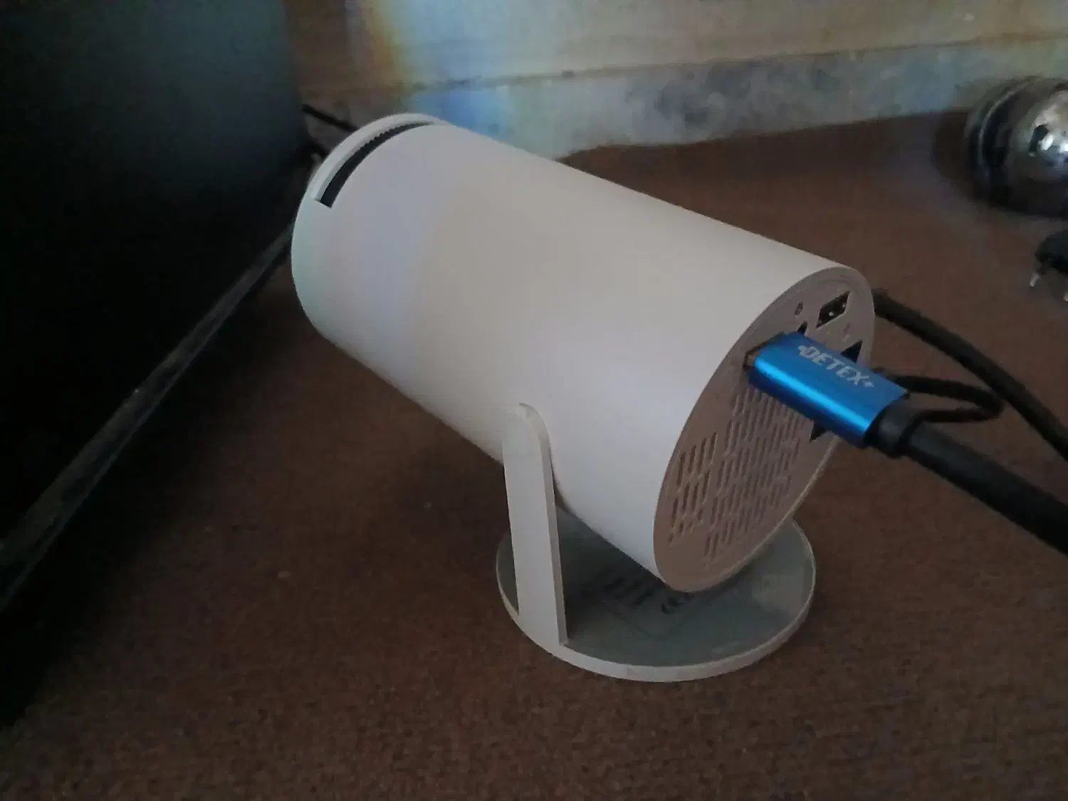 ویدیوپرزکتورHD|تلویزیون و پروژکتور|صادق آباد, |دیوار