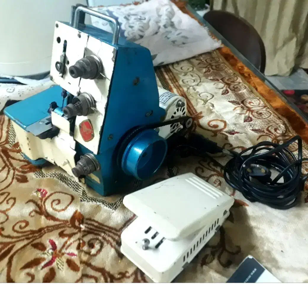 لوازم خیاطی|چرخ خیاطی و ریسندگی|رشت, جانبازان|دیوار