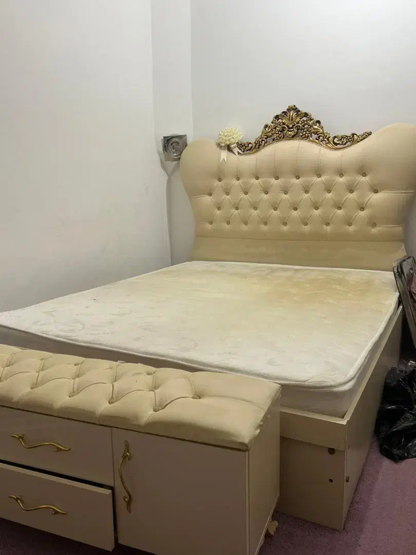 تخت دو نفره میزارایش تشک پاتختی|تخت و سرویس خواب|داراب, |دیوار