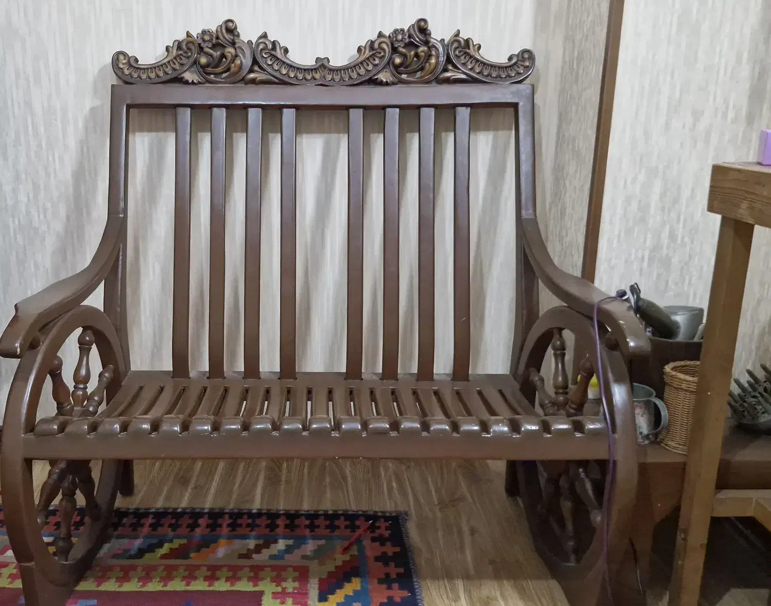 صندلی چوبی سفارشی ساخت|مبلمان خانگی و میز عسلی|اصفهان, خانه اصفهان|دیوار