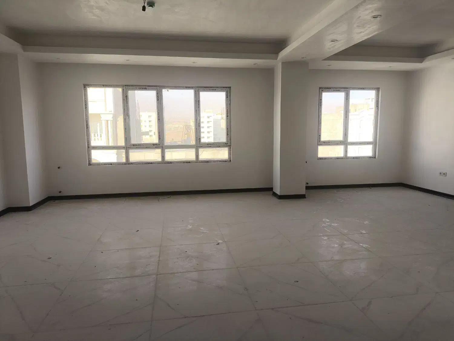 آپارتمان فروشی|فروش آپارتمان|هشتگرد, شهرک کوثر|دیوار