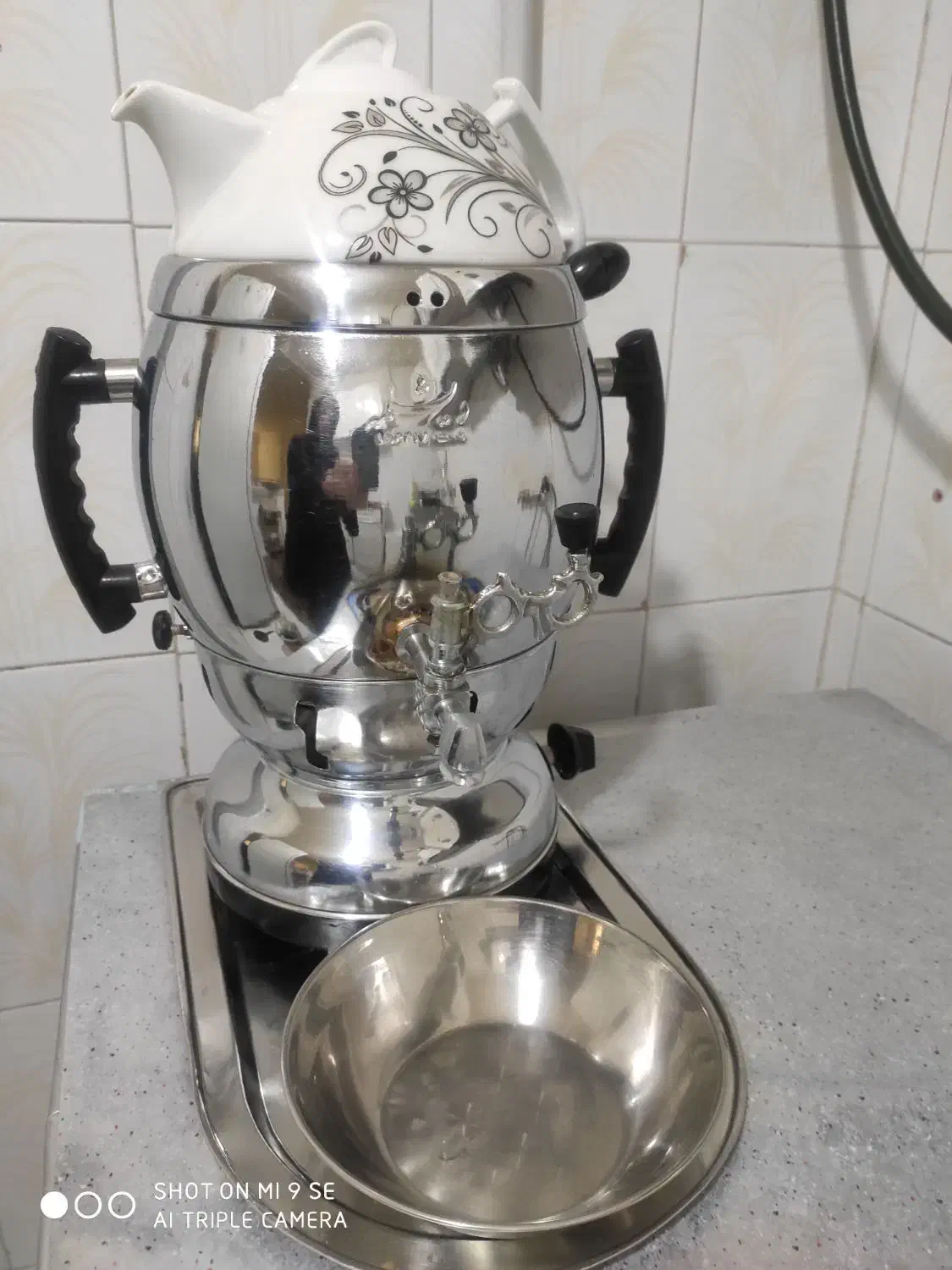 سماور با کل وسایل|سماور، چایساز، قهوهساز|مشکیندشت, |دیوار