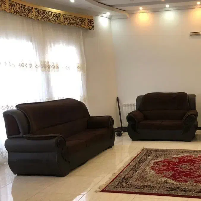 فروش مبل راحتی ۵ نفره + جلو مبلی|مبلمان خانگی و میز عسلی|تهران, نیلوفر|دیوار