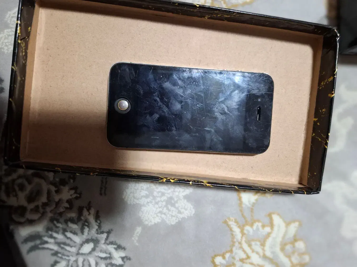 گوشی آیفون|موبایل|قم, شهر قائم|دیوار