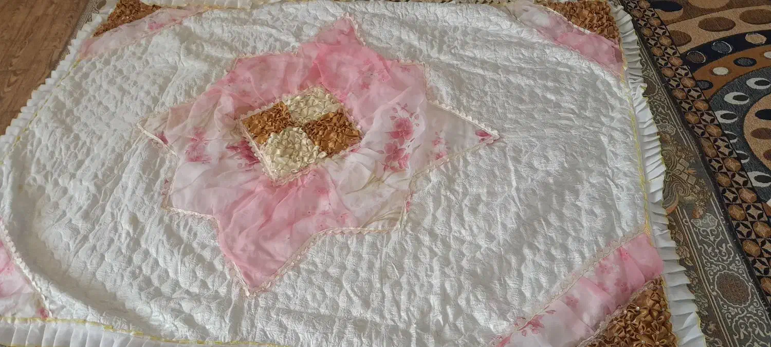 روتختی سنتی عروس وداماد|رختخواب، بالش، پتو|رامیان, |دیوار