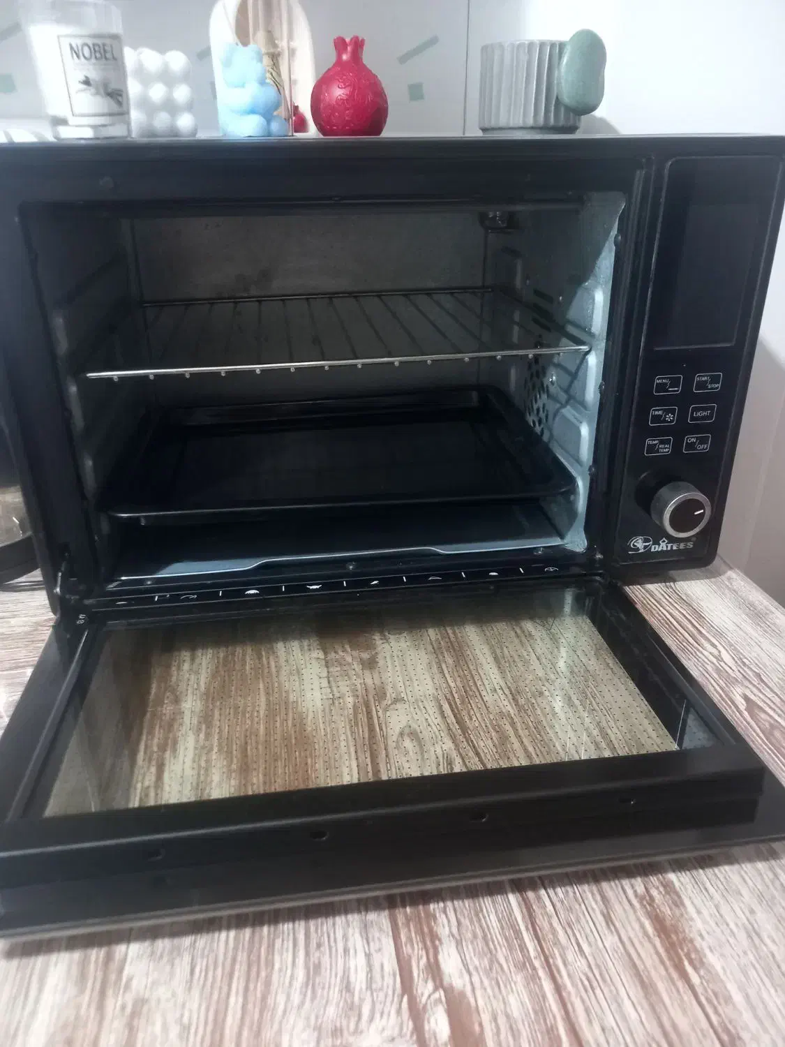 یک عدد آون توستر کاملا سالم مارک داتیس|اجاق گاز و لوازم برقی پخت‌وپز|تهران, امجدیه (خاقانی)|دیوار