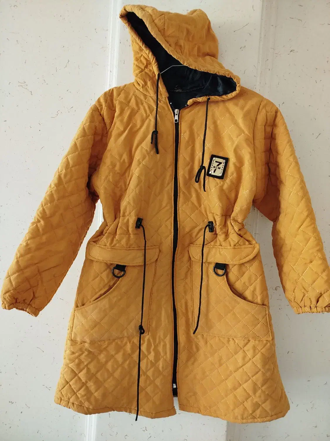 کاپشن و پالتو|لباس|اصفهان, جلالیه|دیوار