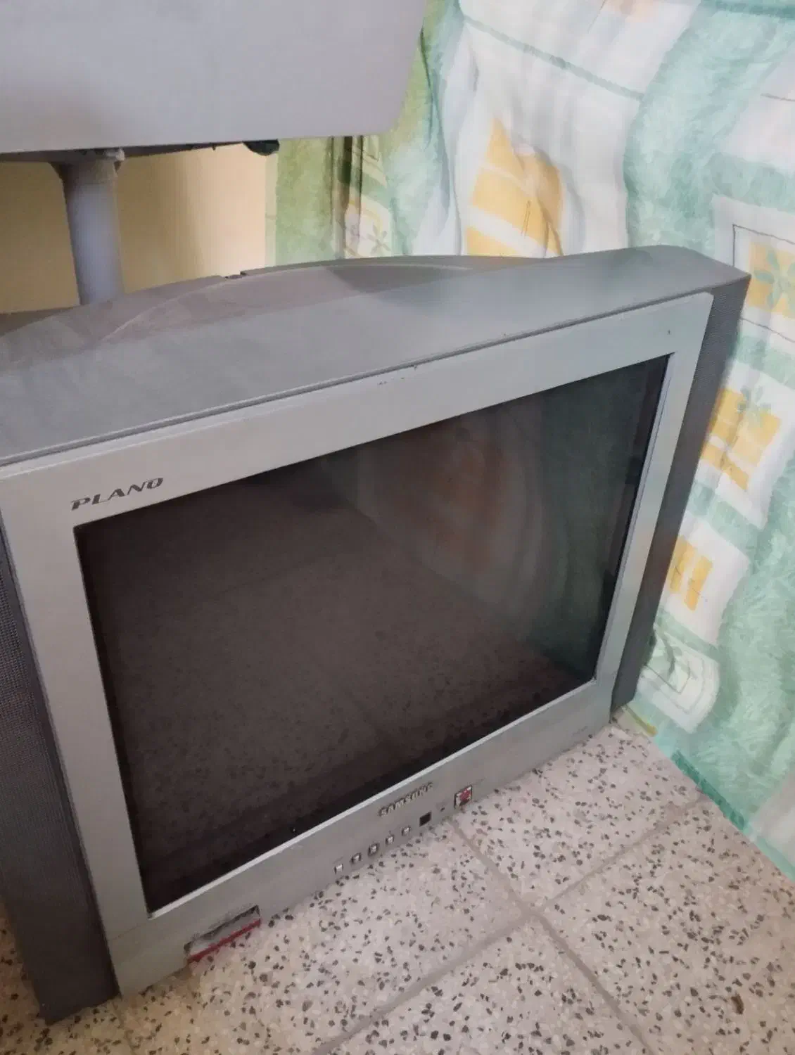 تلوزیون|تلویزیون و پروژکتور|نیشابور, رحمت آباد|دیوار