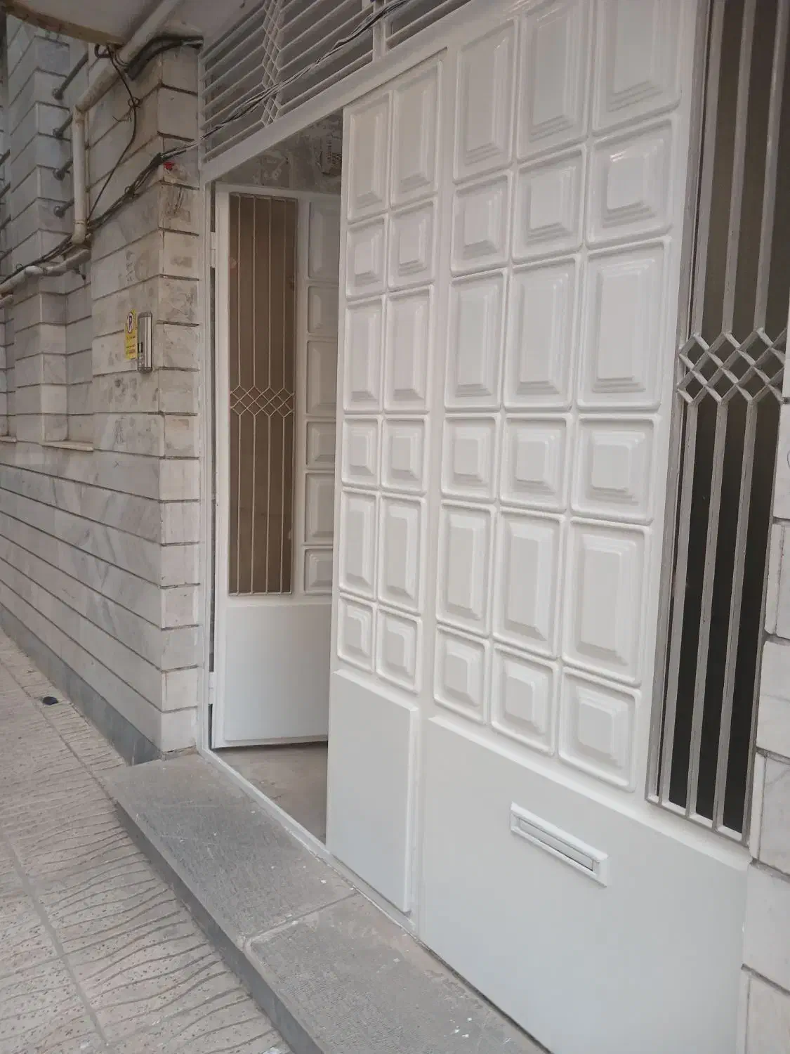 نقاشی ساختمان درب پنجره|خدمات پیشه و مهارت|زنجان, |دیوار