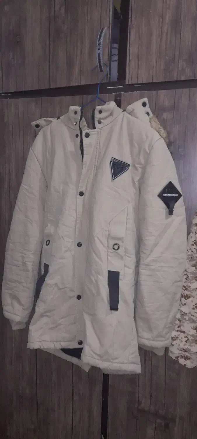 کاپشن و کت ارتشی|لباس|تکاب, |دیوار