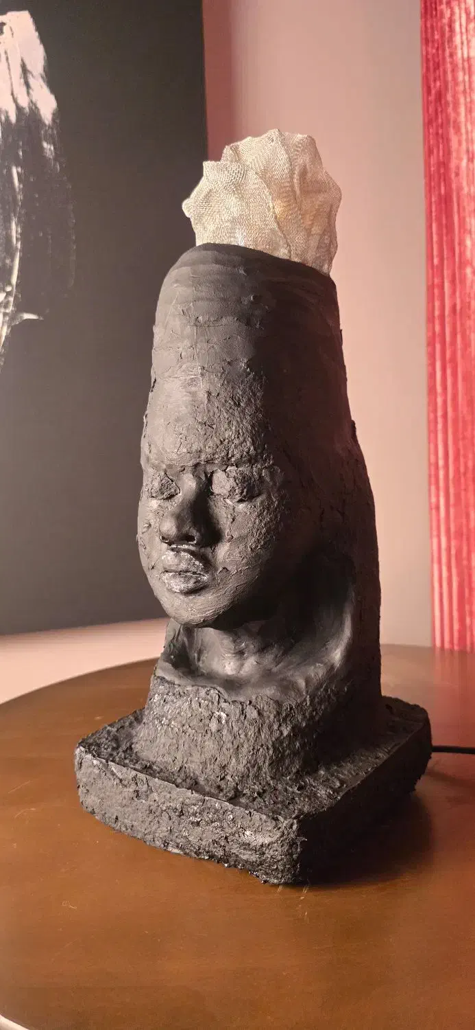 آباژور مجسمه دست ساز|چراغ خواب و آباژور|شیراز, سینما سعدی|دیوار