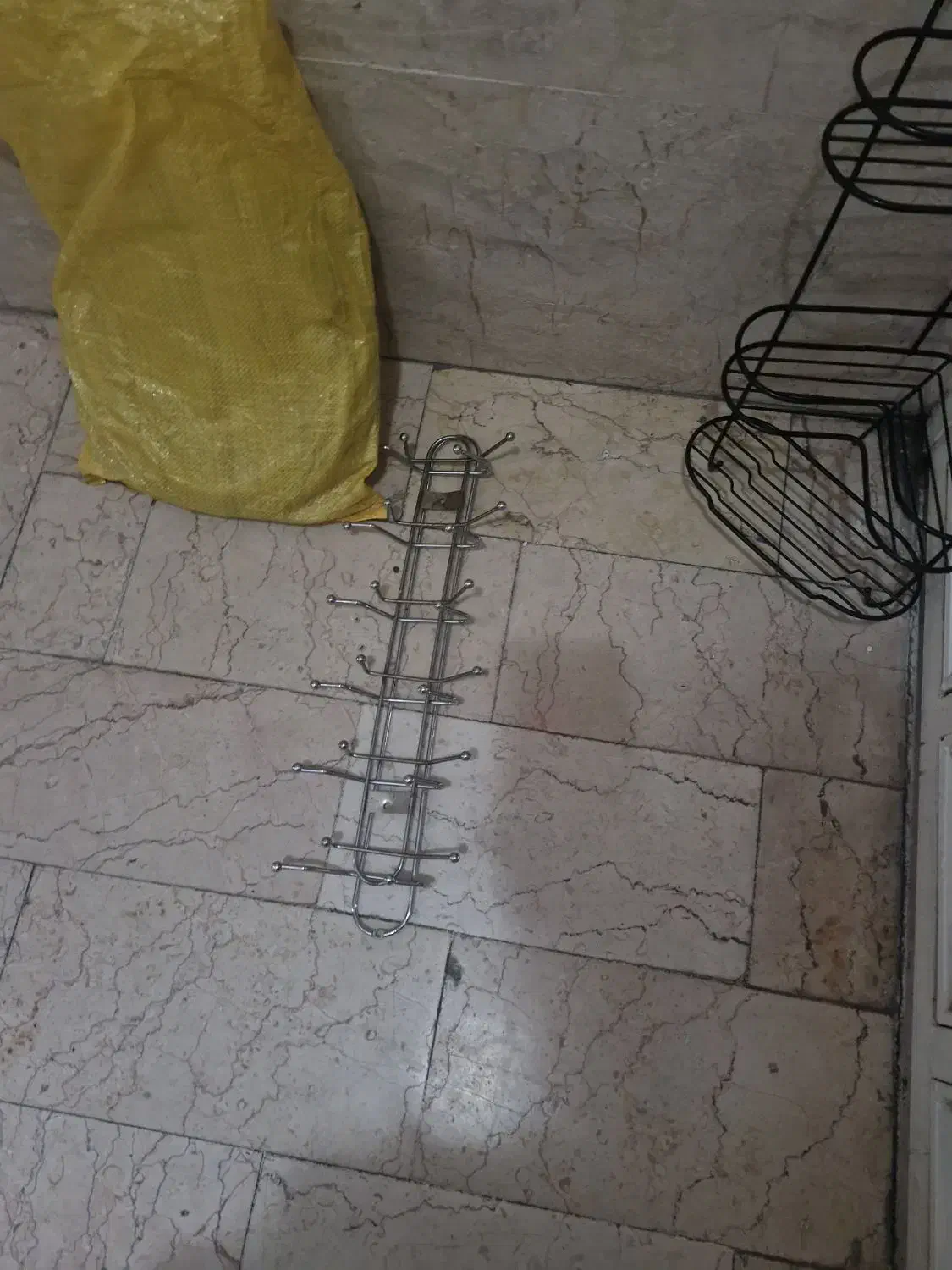 قفسه تمام استیل مشکی کنج برای حمام|لوازم حمام|تهران, تهرانپارس شرقی|دیوار