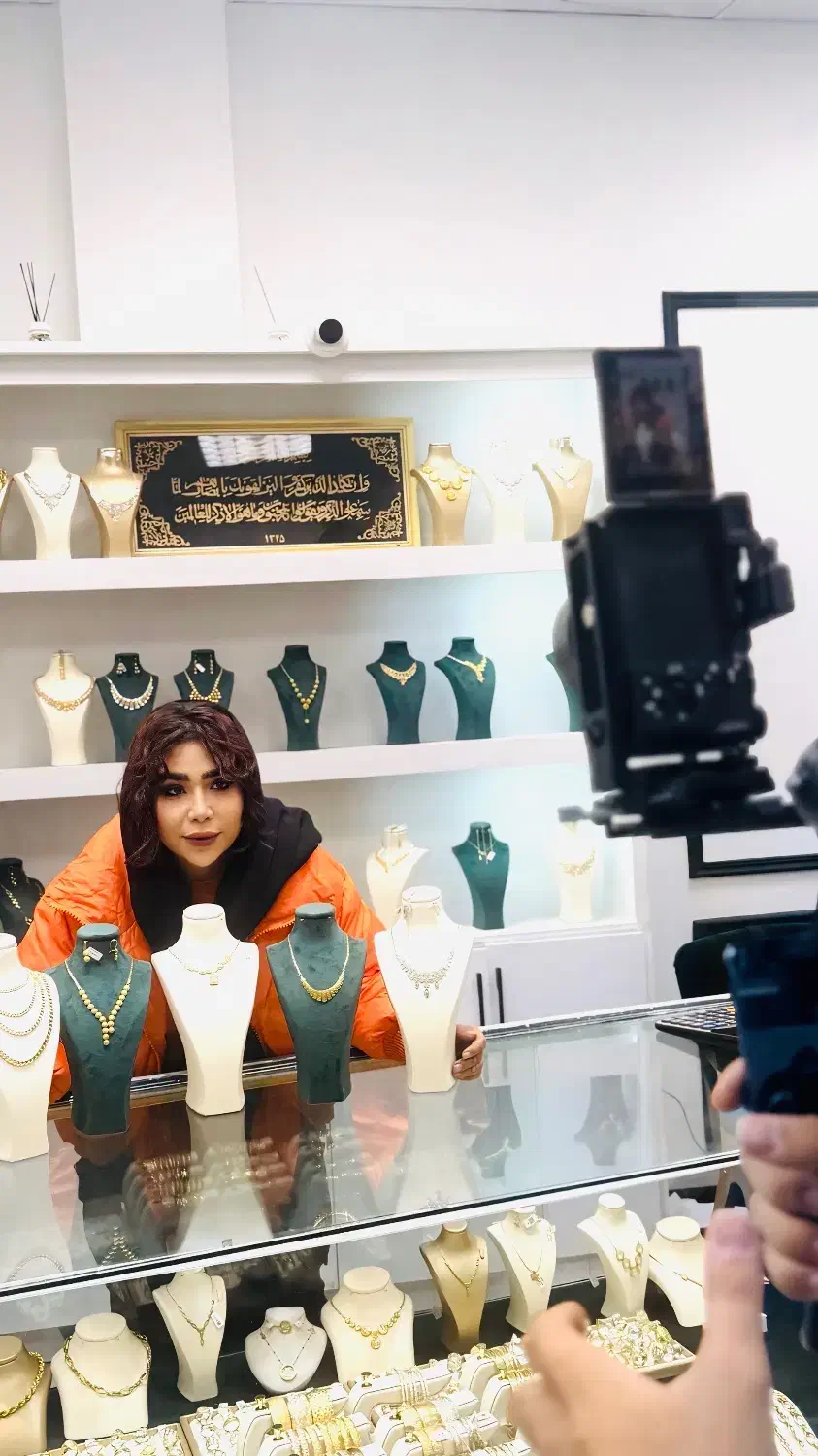 تیم تولید محتوا / ادمین/ تدوینگر/ گرافیست /سناریو|خدمات رایانه‌ای و موبایل|تبریز, |دیوار