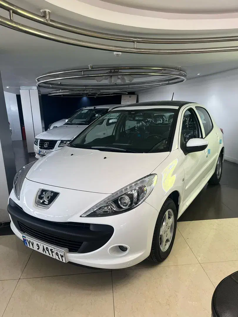 پژو 207i  اتوماتیک  مدل ۱۴۰۴|خودرو سواری و وانت|شیراز, شهرک گلستان|دیوار