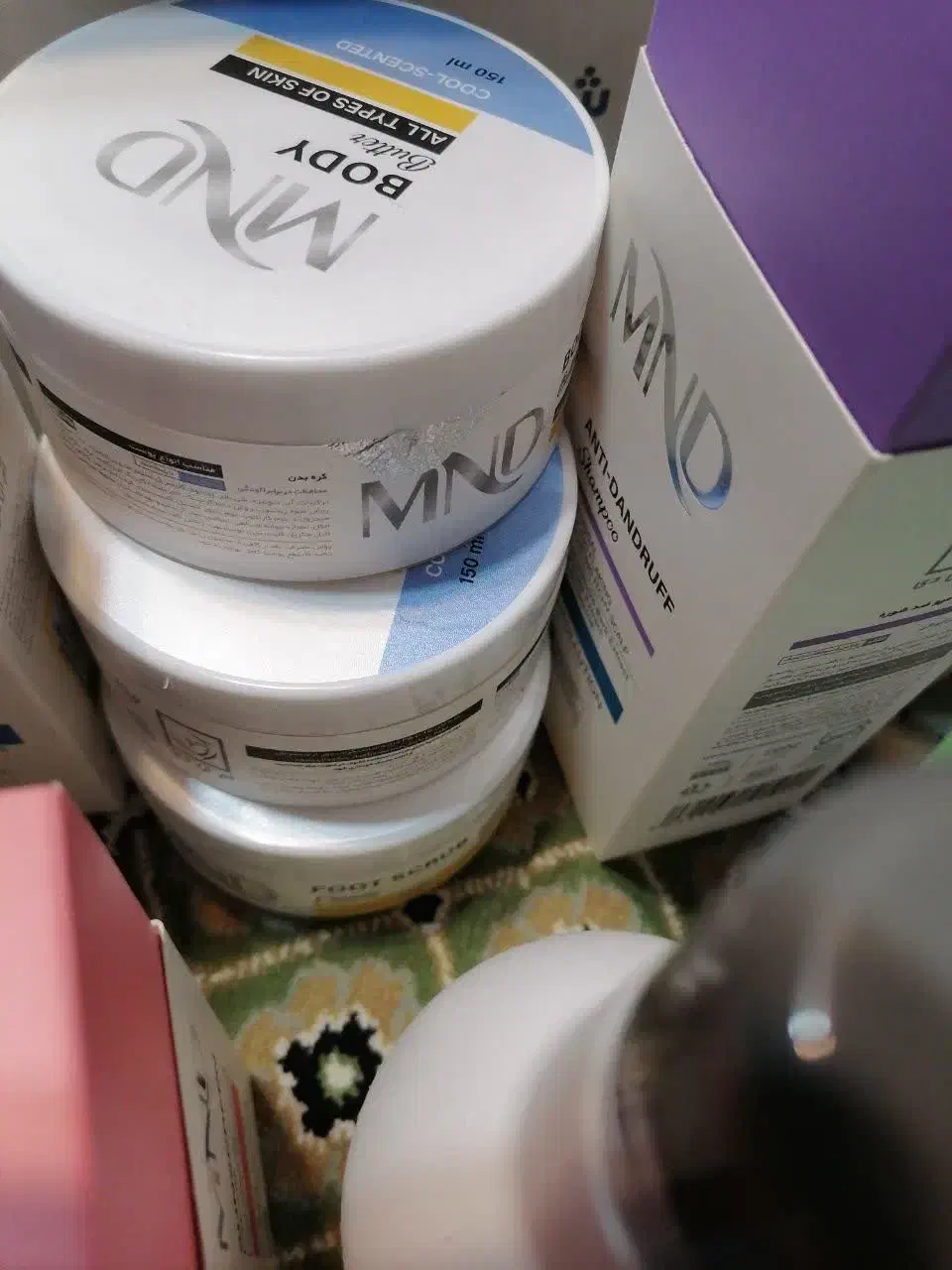 لوازم ارایشی ومراقبتی پوست ومو|آرایشی، بهداشتی، درمانی|یاسوج, |دیوار