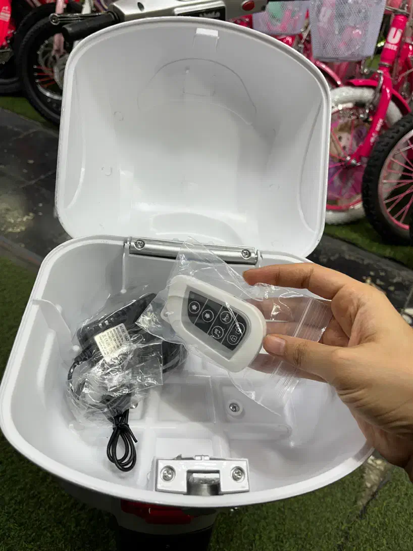 موتورشارژی وسپای طوسی|اسباب‌‌بازی|قم, کیوانفر|دیوار