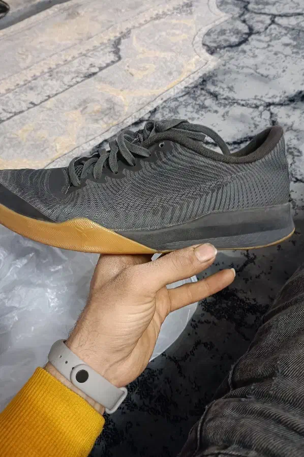 کتونی سالنی اورجینال|کیف، کفش، کمربند|قم, یزدانشهر|دیوار