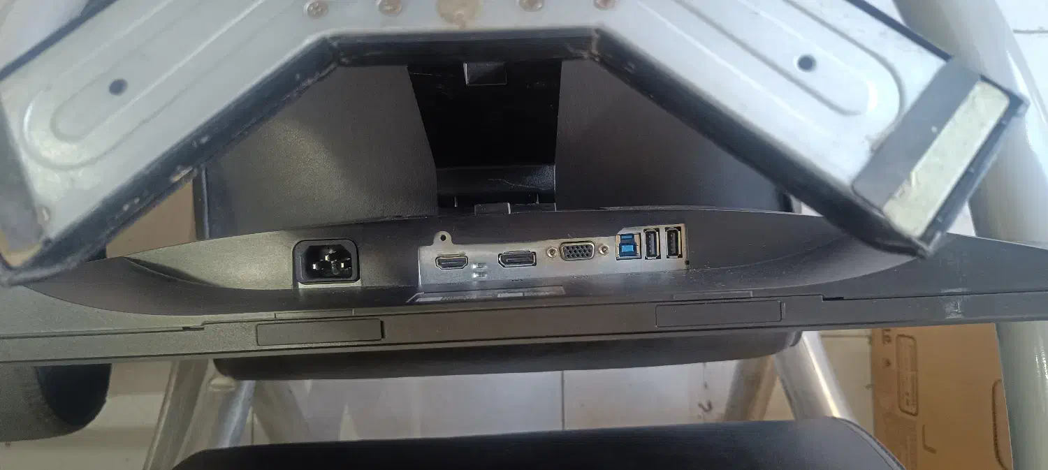 مانیتور حرفه ای 22 HDMI|قطعات و لوازم جانبی رایانه|ایلام, |دیوار
