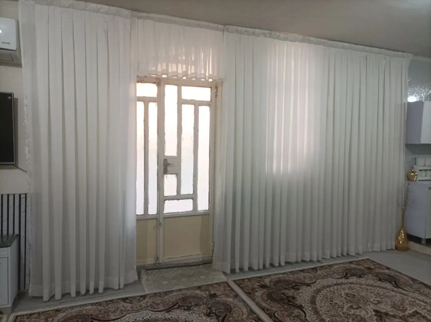 پرده|پرده، رانر، رومیزی|چگنی, |دیوار