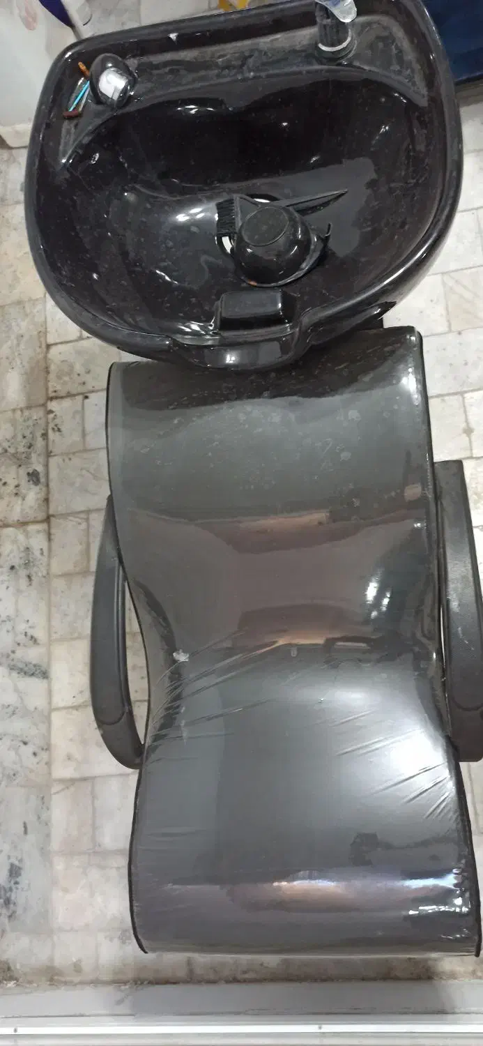 وسایل آرایشگاه|آرایشگاه و سالن‌های زیبایی|طبس, |دیوار