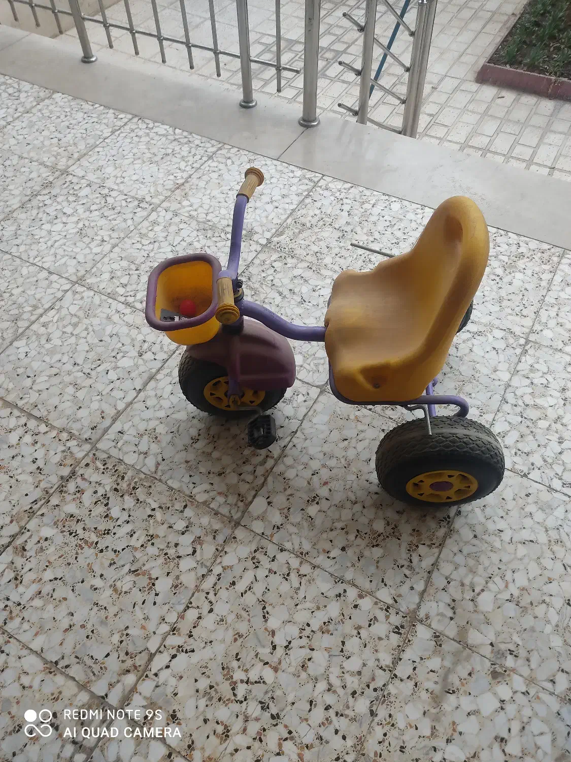 سه چرخه کودک پایی|دوچرخه، اسکیت، اسکوتر|اصفهان, نصرآباد|دیوار