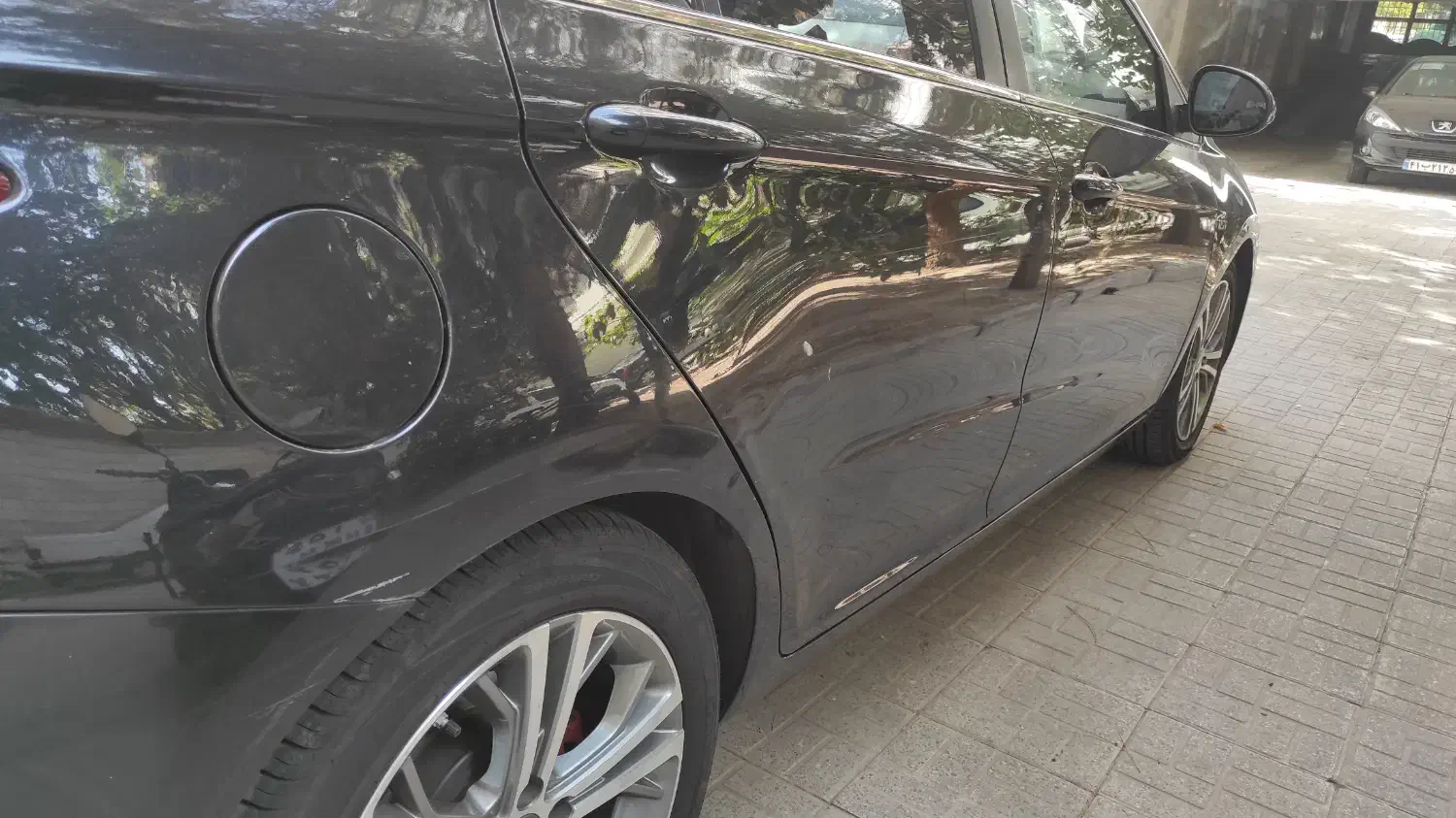 آریزو ۵ توربو اتومات اکسلنت مدل ۹۸|خودرو سواری و وانت|تهران, جنتآباد جنوبی|دیوار