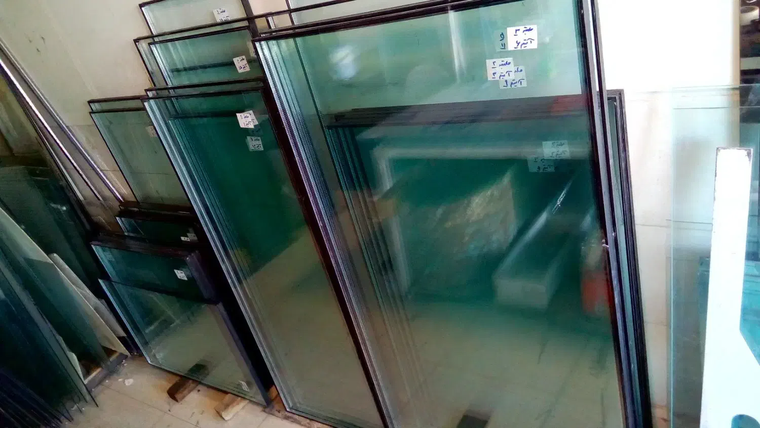 شیشه بری رمضانی فورجان،آینه مشجر رفلکس دوجداره طلق|خدمات پیشه و مهارت|شاخنات, |دیوار