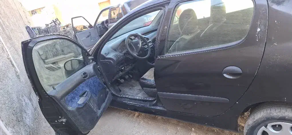 فروشی|خودرو سواری و وانت|داراب, |دیوار