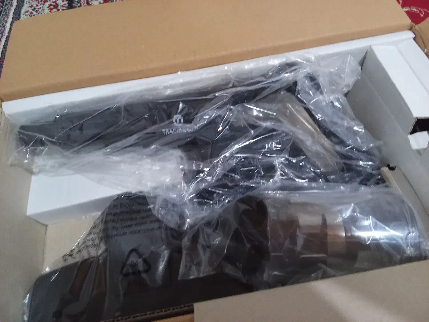 جارو برقی ایستاده|جاروبرقی، جارو شارژی، بخارشو|لاهیجان, لیالستان|دیوار