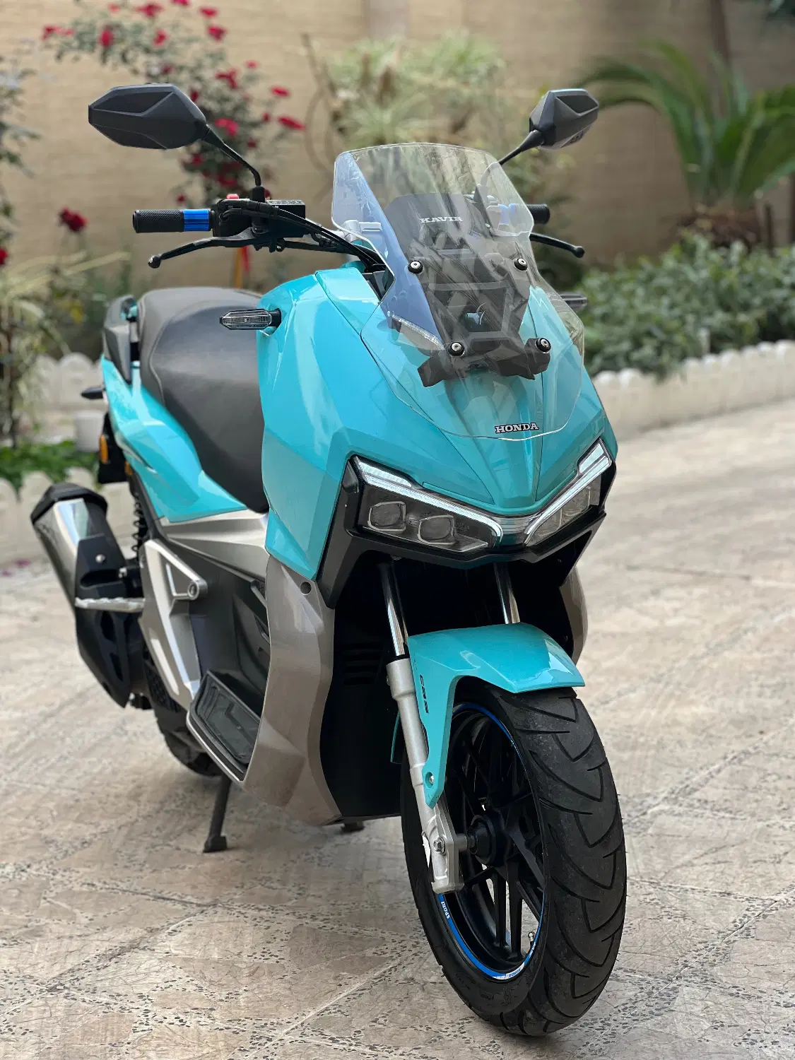 agv 150 طرح adv|موتورسیکلت|رشت, کاکتوس|دیوار