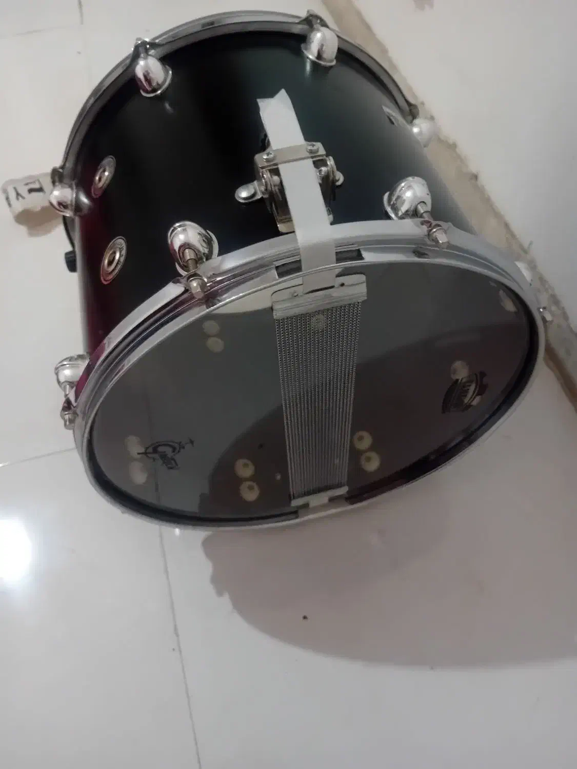 دوقل محرم|درام و پرکاشن|محمدشهر, شهرک پیام (مهرالبرز)|دیوار