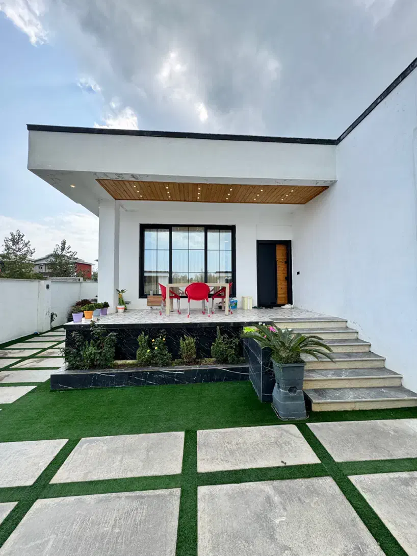 ویلا مدرن و زیبا در دو قدمی دریا|فروش خانه و ویلا|چاف و چمخاله, |دیوار