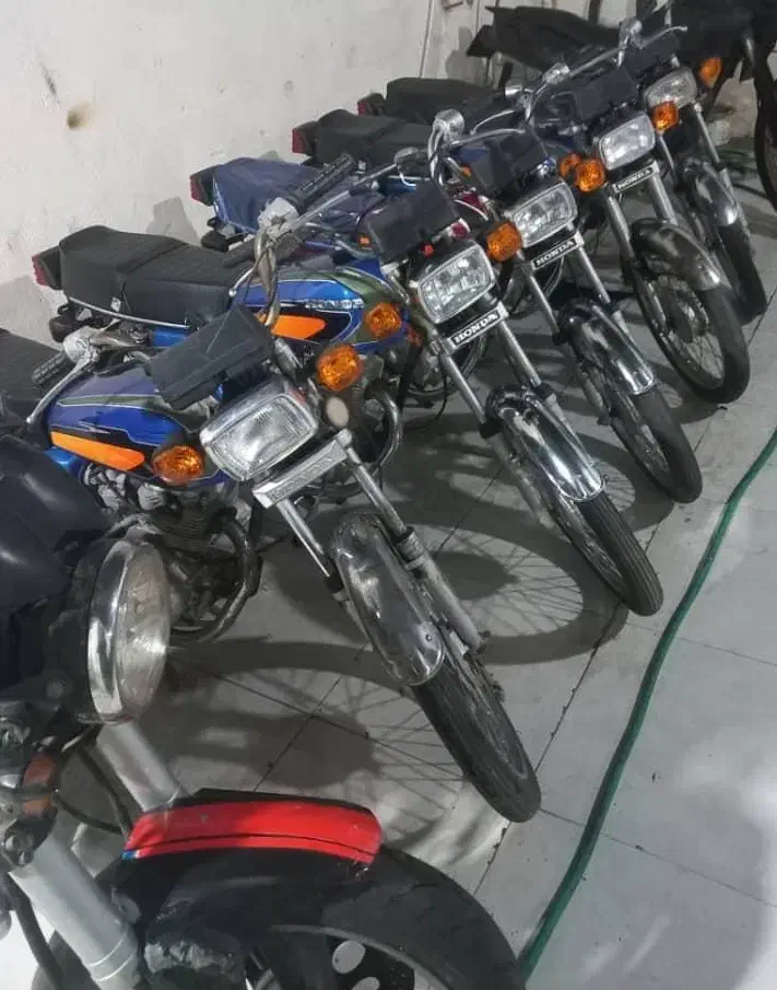 موتورهای مزایده ای در شاه حسینی . بار جدید رسید|موتورسیکلت|بندرعباس, |دیوار