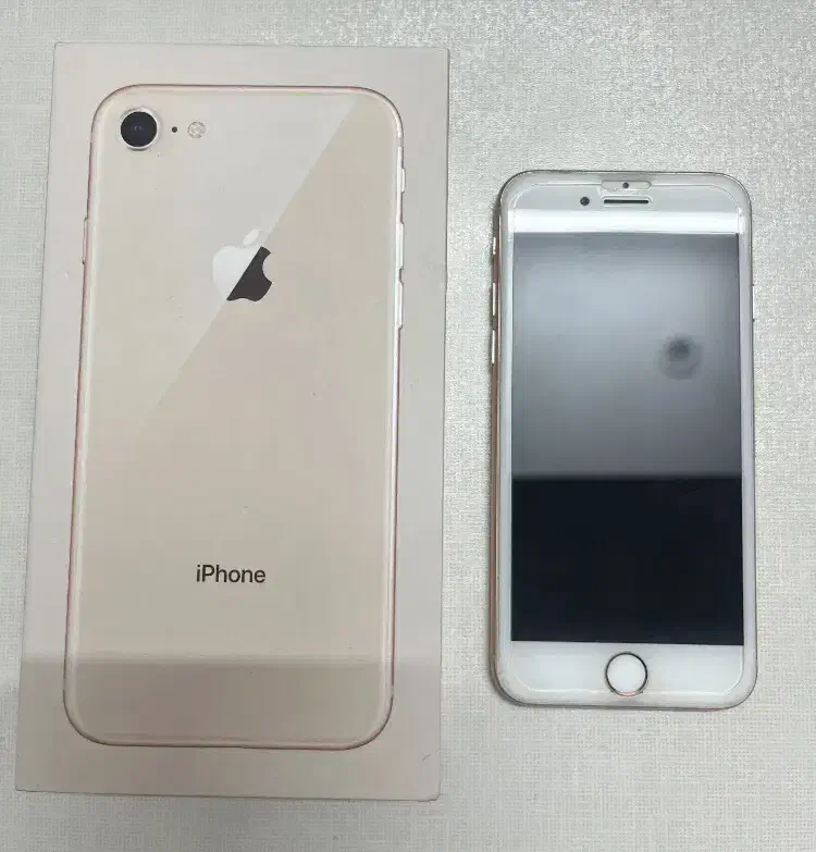 ایفون 8 مشابه صفر کلکسیونی|موبایل|کرمان, |دیوار