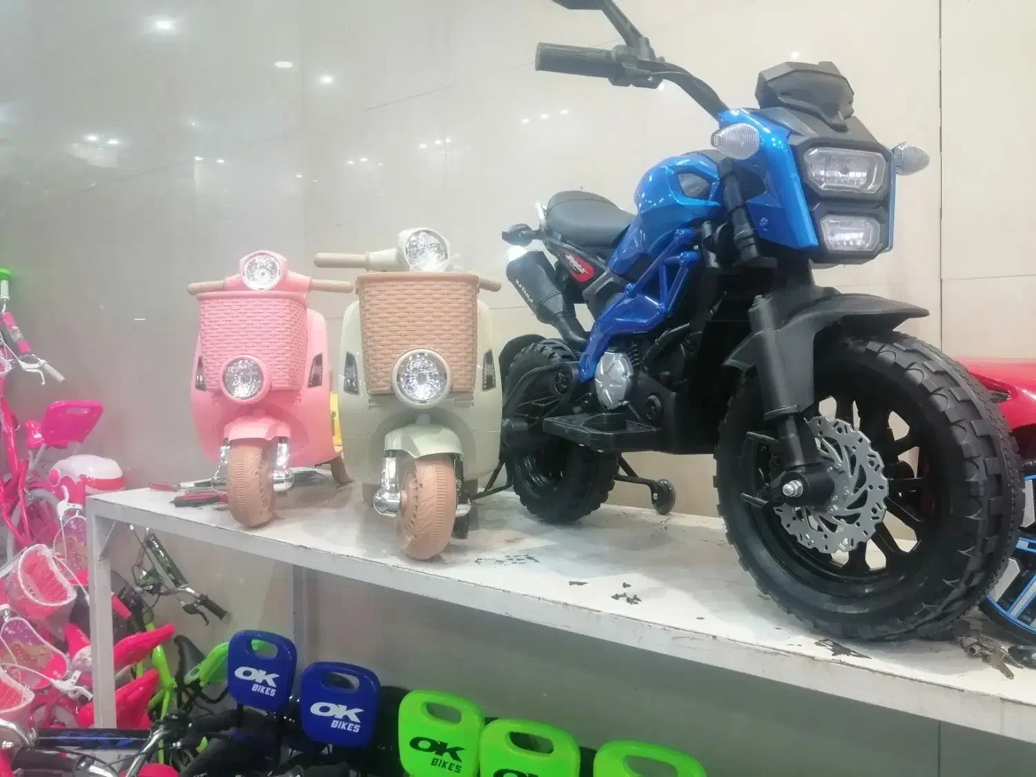 اسباب‌بازی موتور صورتی|اسباب‌‌بازی|یزد, |دیوار