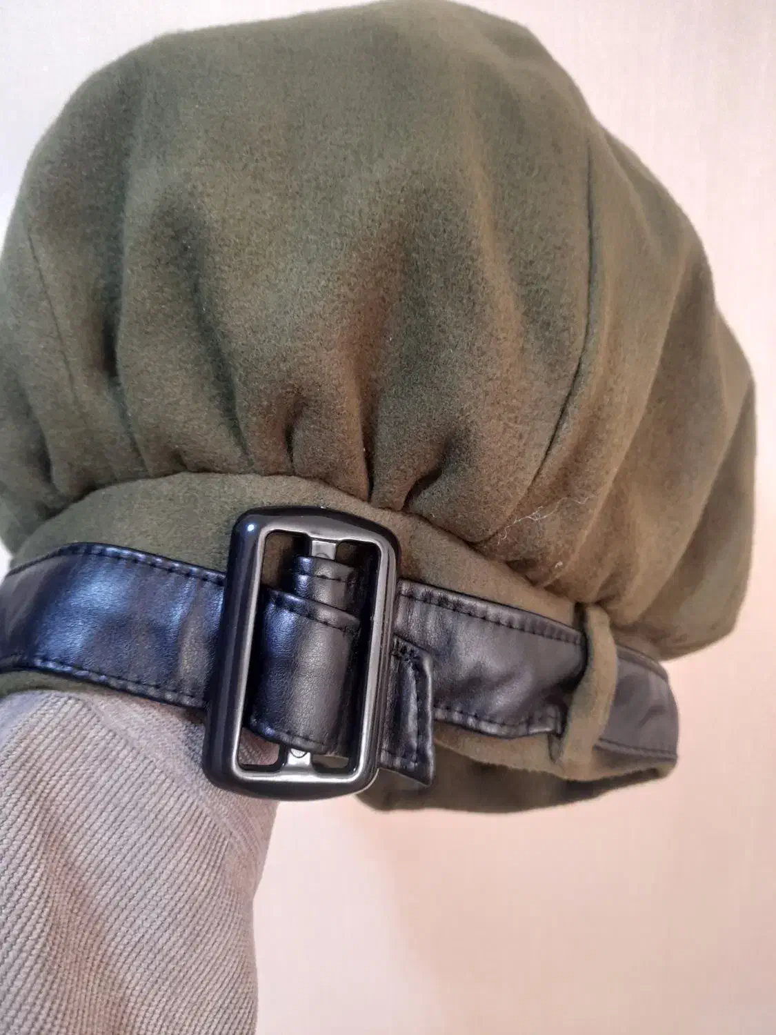 کلاه دخترانه|لباس|رشت, کوی مهر|دیوار