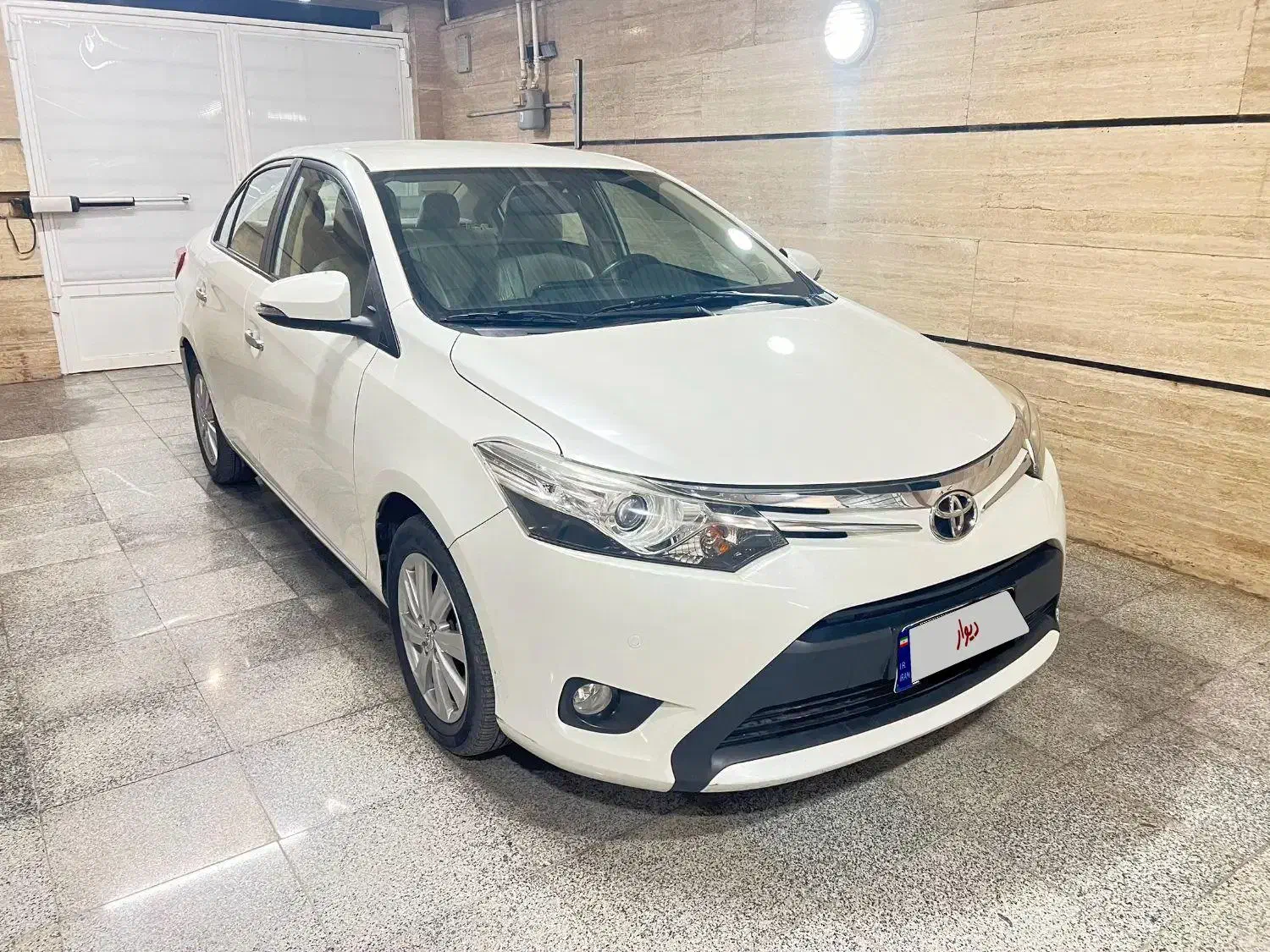 تویوتا یاریس ۲۰۱۷|خودرو سواری و وانت|اهواز, کیان اباد|دیوار