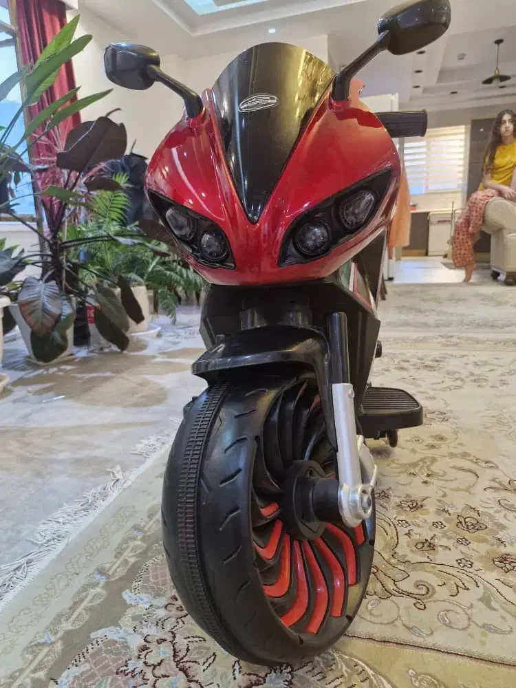 موتور شارژی تمیز با شارژدهی مناسب|اسباب و اثاث بچه|ساری, |دیوار