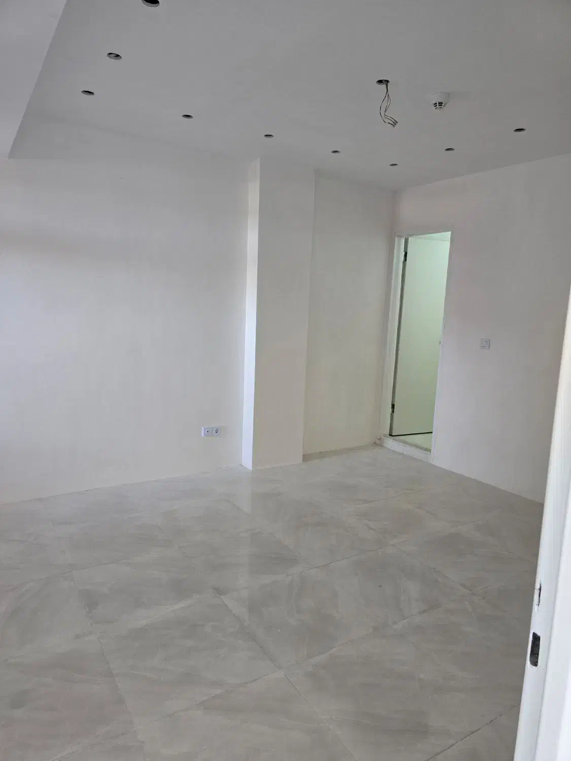 آپارتمان 68 متری وام دار آماده شهرک مدنی|فروش آپارتمان|همدان, |دیوار