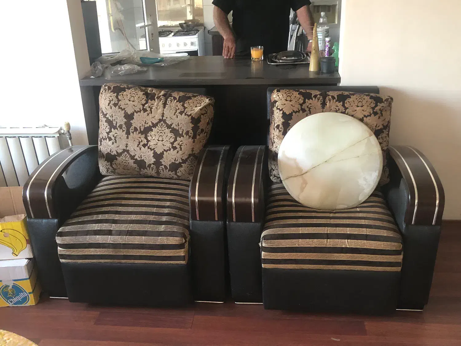 نیم ست راحتی|مبلمان خانگی و میز عسلی|پرند, فاز ۵|دیوار