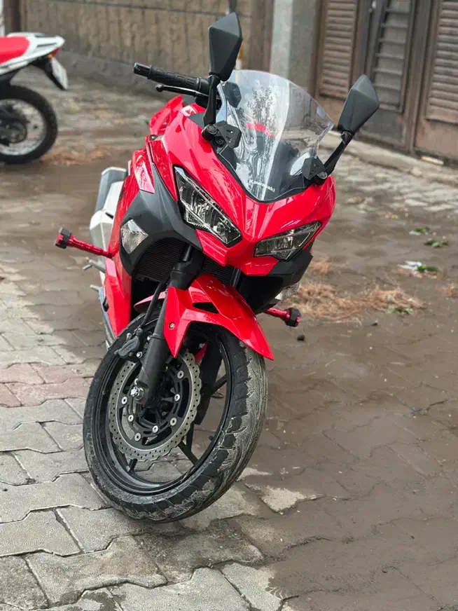 کاوازاکی نینجا ۲۵۰ دو سیلندر kawasaki ninja 250|موتورسیکلت|سبزوار, ولیعصر (نجار آباد)|دیوار