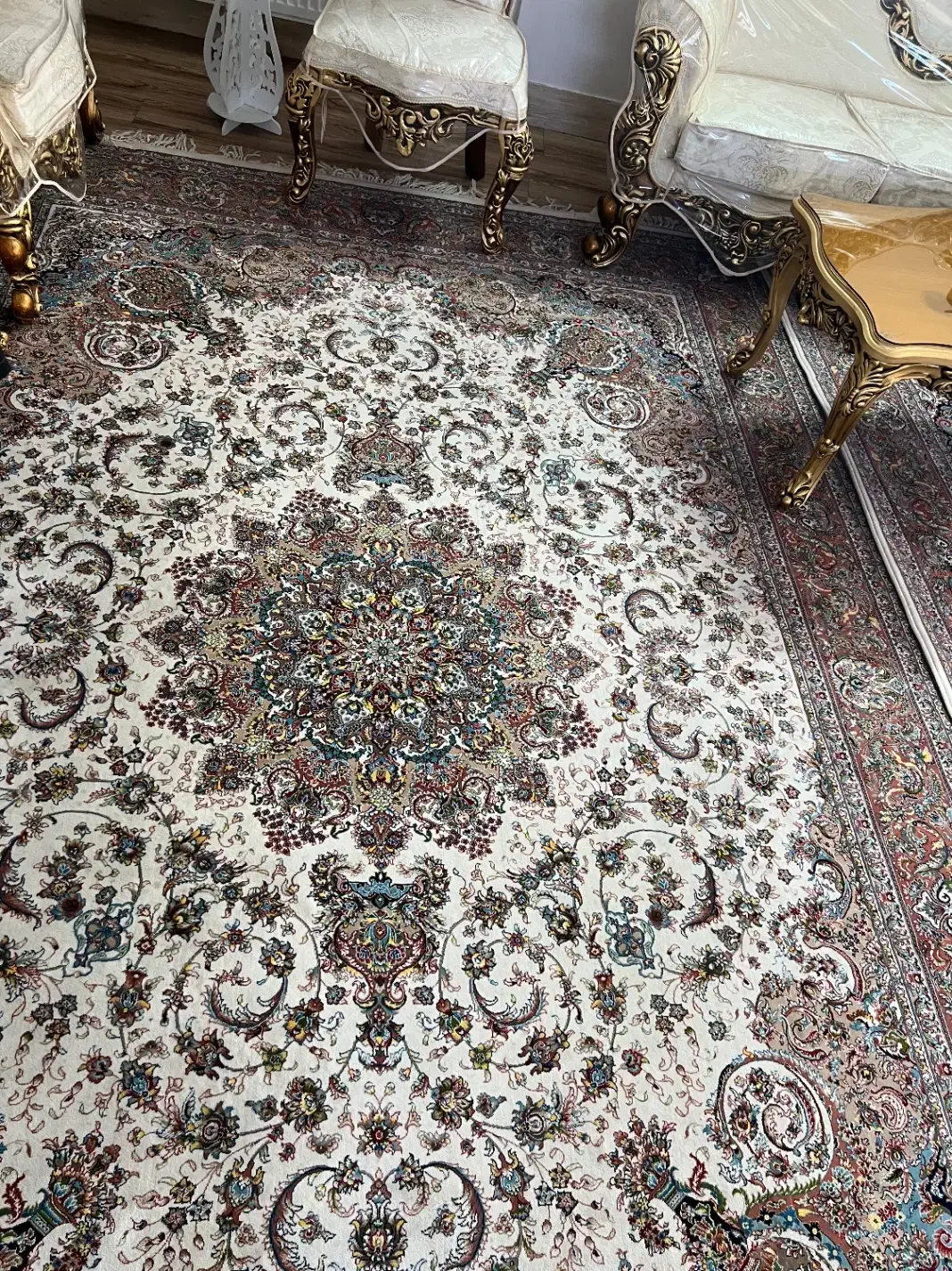 فرش ۹متری|فرش|نیشابور, هفده شهریور|دیوار