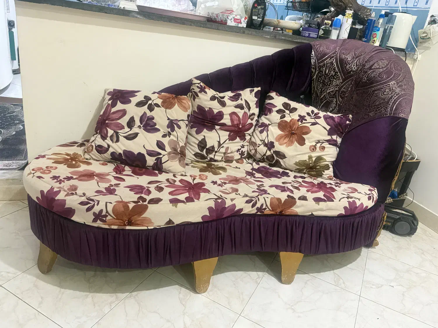 مبل|مبلمان خانگی و میز عسلی|ساری, |دیوار