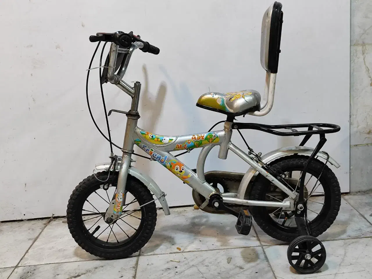 دوچرخه ۱۲ پسرانه مفت بخر دخترانه|دوچرخه، اسکیت، اسکوتر|مشهد, شاهد (شهرک غرب)|دیوار