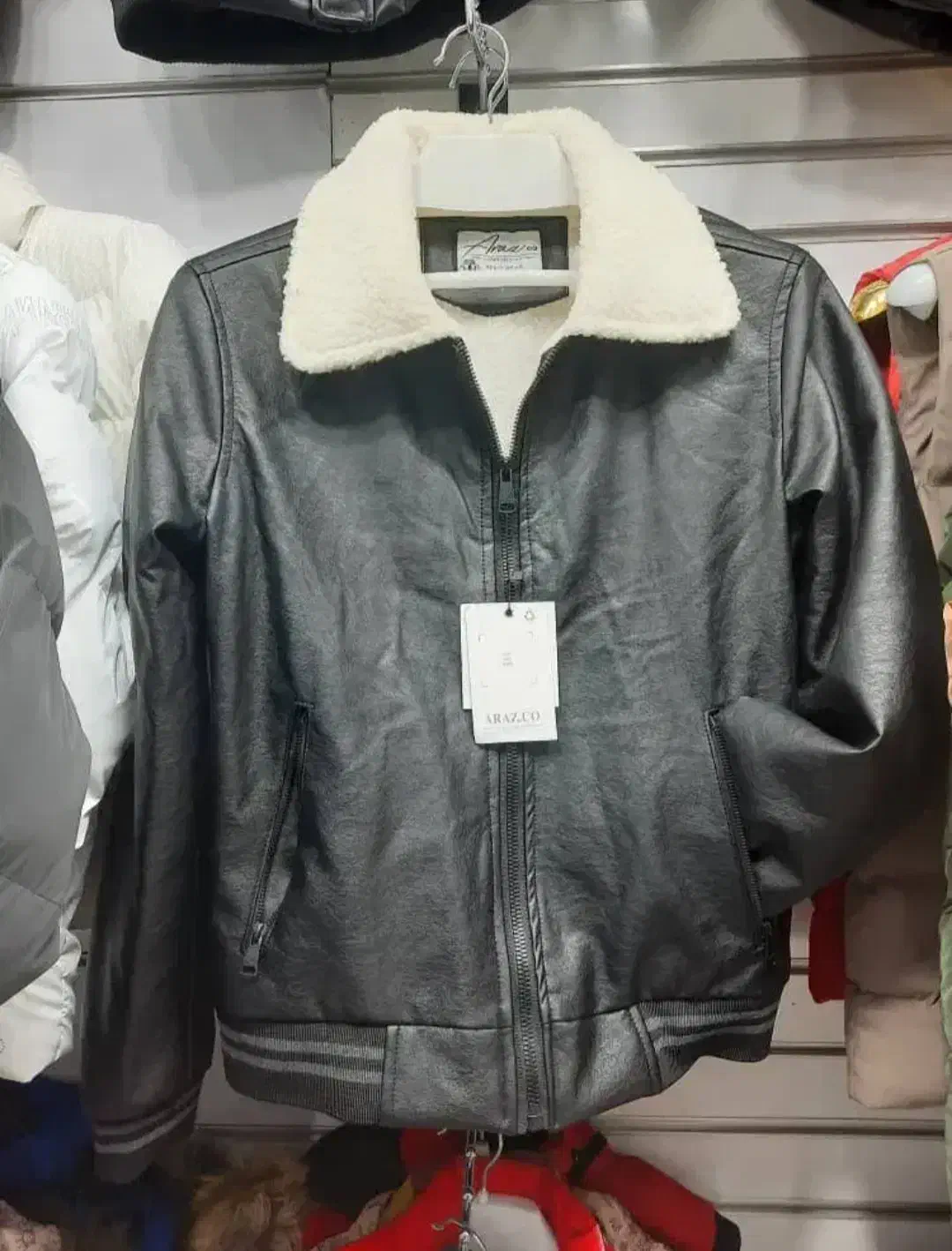 چرخکار داخل کارگاه، بیرونبر تمیز دوز|استخدام صنعتی، فنی، مهندسی|بروجرد, |دیوار