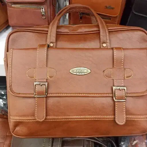 کیف لب تاپ،مدرسه|کیف، کفش، کمربند|یزد, |دیوار