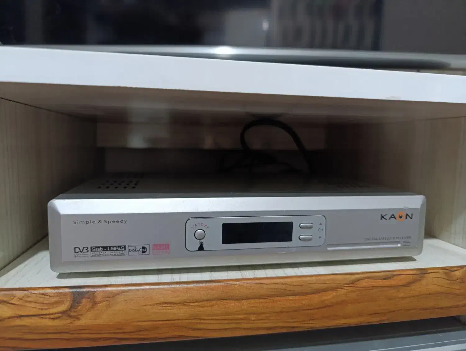 گیرنده (آنتن)و دستگاه سی دی فلش خور|صوتی و تصویری|گلبهار, شهر جدید گلبهار|دیوار