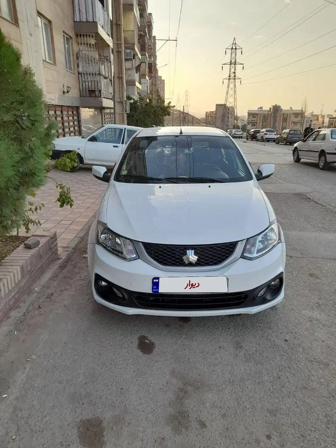 ساینا|خودرو سواری و وانت|همدان, |دیوار