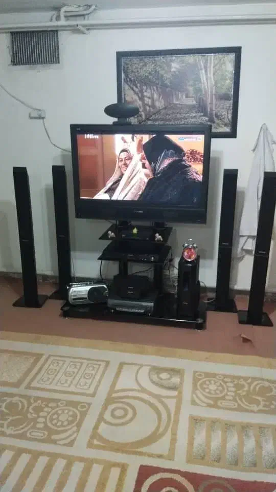 تلویزیون پاناسونیک ۴۲|تلویزیون و پروژکتور|خرمآباد, |دیوار