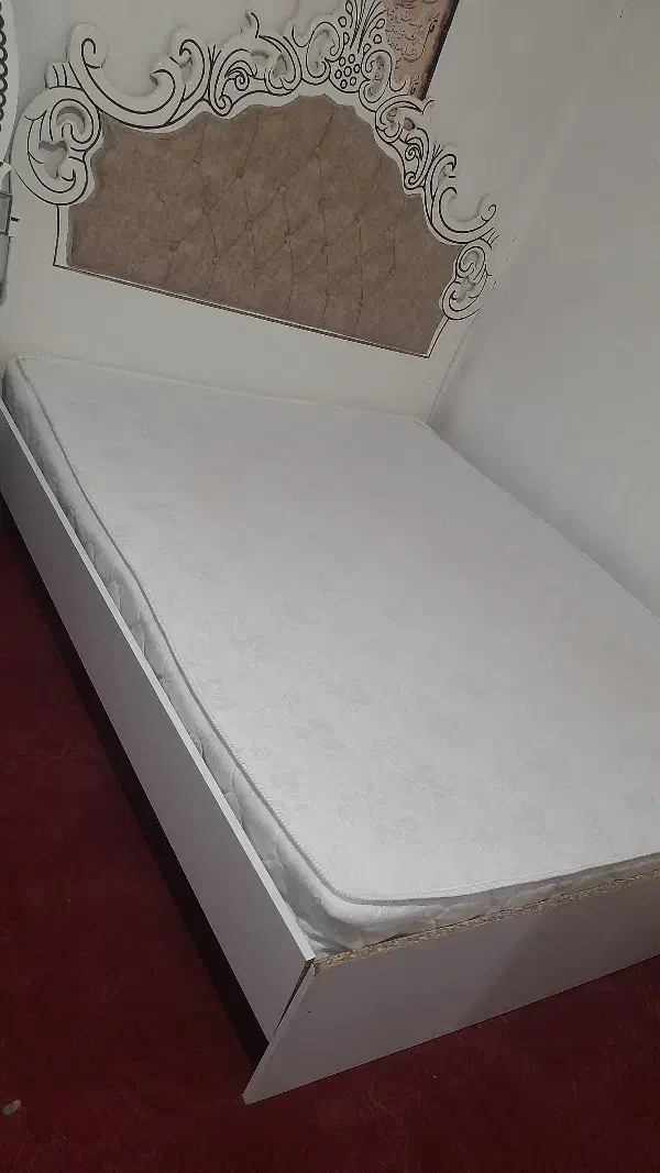 تخت خواب دو نفره|تخت و سرویس خواب|بروجرد, |دیوار